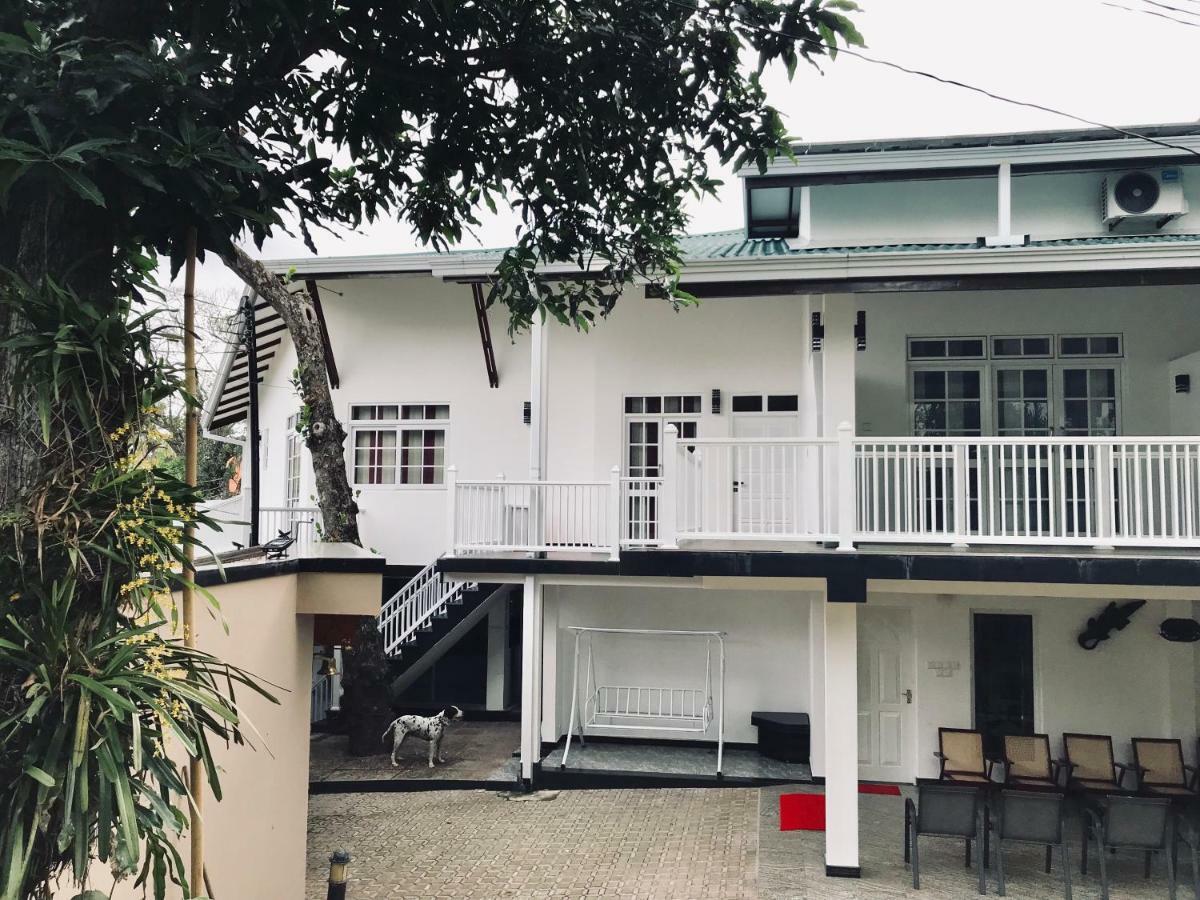 Duvi'S Shelter Bungalow Kolombo Zewnętrze zdjęcie