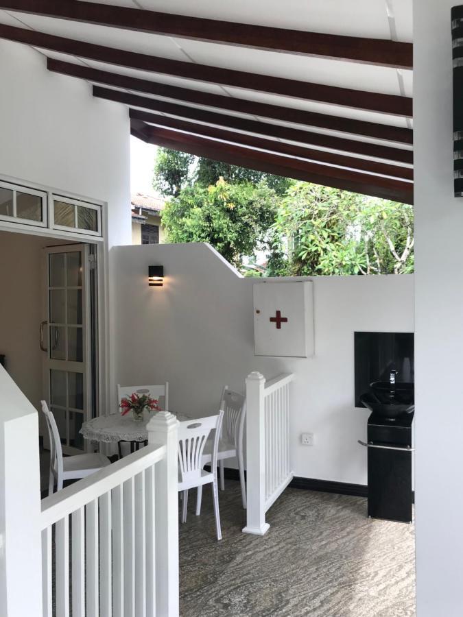 Duvi'S Shelter Bungalow Kolombo Zewnętrze zdjęcie